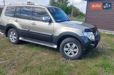 Внедорожник / Кроссовер Mitsubishi Pajero Wagon 2008 в 