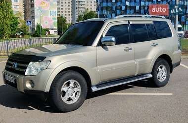 Внедорожник / Кроссовер Mitsubishi Pajero Wagon 2007 в Харькове