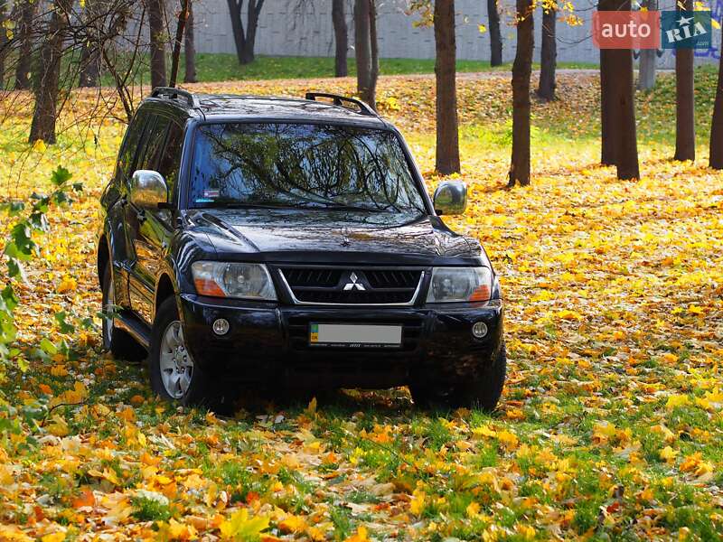 Внедорожник / Кроссовер Mitsubishi Pajero Wagon 2005 в Киеве фото 7 Внедорожник / Кроссовер Mitsubishi Pajero Wagon 2005 в Киеве