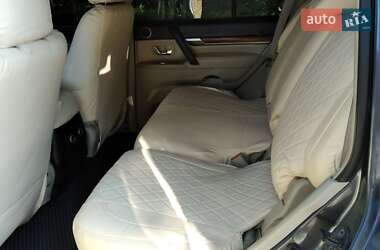 Внедорожник / Кроссовер Mitsubishi Pajero Wagon 2007 в 