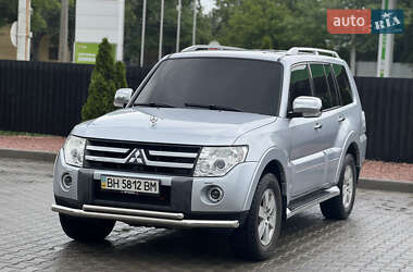 Внедорожник / Кроссовер Mitsubishi Pajero Wagon 2008 в 