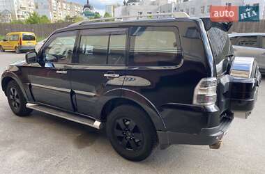 Внедорожник / Кроссовер Mitsubishi Pajero Wagon 2008 в 