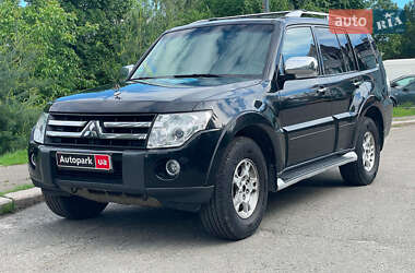 Позашляховик / Кросовер Mitsubishi Pajero Wagon 2007 в Києві