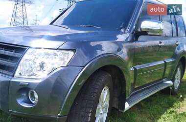 Внедорожник / Кроссовер Mitsubishi Pajero Wagon 2007 в 