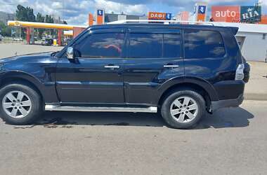 Внедорожник / Кроссовер Mitsubishi Pajero Wagon 2008 в 