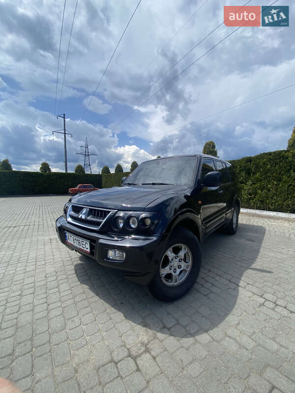 Mitsubishi Pajero Wagon 2002