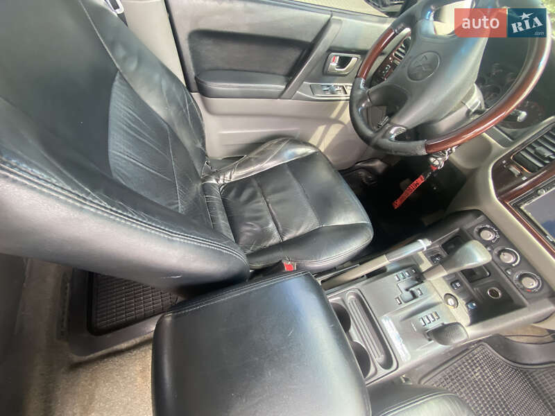Внедорожник / Кроссовер Mitsubishi Pajero Wagon 2002 в Ивано-Франковске