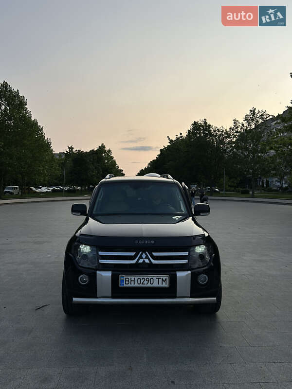 Внедорожник / Кроссовер Mitsubishi Pajero Wagon 2007 в Николаеве