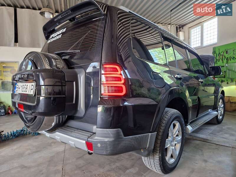 Mitsubishi Pajero Wagon 2008