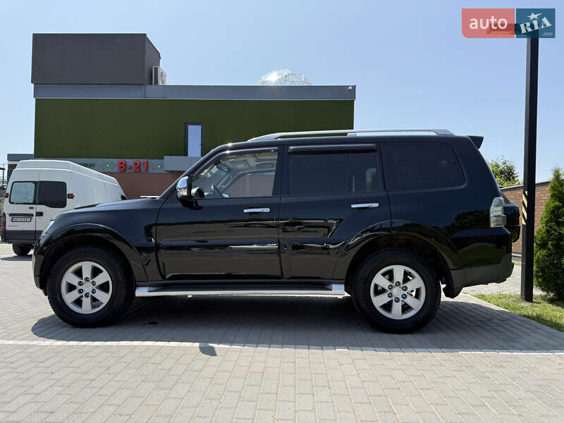 Внедорожник / Кроссовер Mitsubishi Pajero Wagon 2008 в Киеве