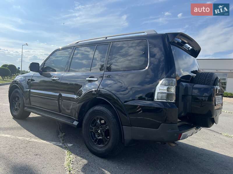 Внедорожник / Кроссовер Mitsubishi Pajero Wagon 2007 в Днепре