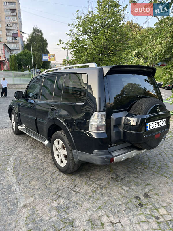 Внедорожник / Кроссовер Mitsubishi Pajero Wagon 2008 в Хмельницком