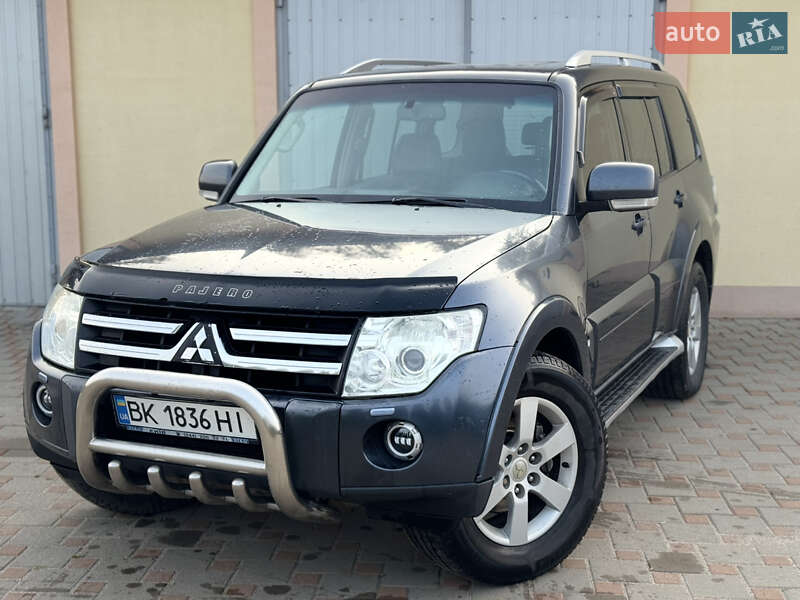 Mitsubishi Pajero Wagon 2008