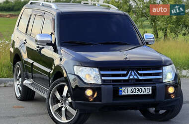 Внедорожник / Кроссовер Mitsubishi Pajero Wagon 2007 в 