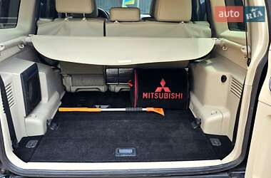 Внедорожник / Кроссовер Mitsubishi Pajero Wagon 2014 в 