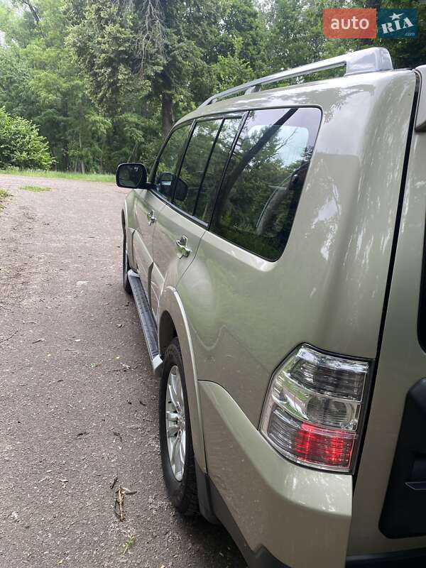 Внедорожник / Кроссовер Mitsubishi Pajero Wagon 2008 в Чернигове