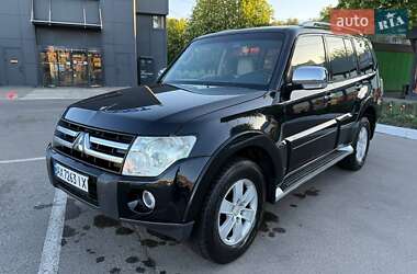 Внедорожник / Кроссовер Mitsubishi Pajero Wagon 2007 в 