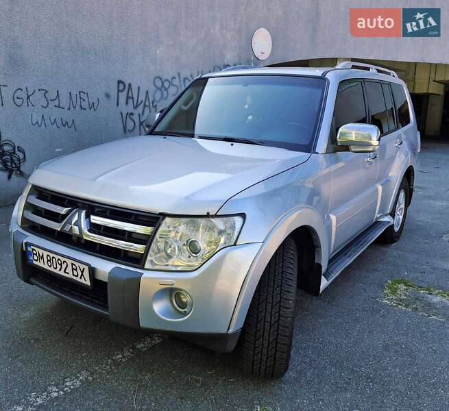 Mitsubishi Pajero Wagon 2008