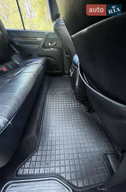 Позашляховик / Кросовер Mitsubishi Pajero Wagon 2007 в 