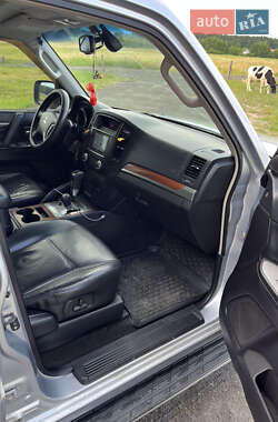 Внедорожник / Кроссовер Mitsubishi Pajero Wagon 2008 в 