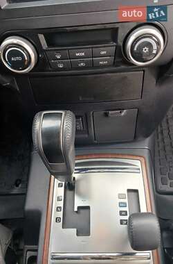 Внедорожник / Кроссовер Mitsubishi Pajero Wagon 2011 в 