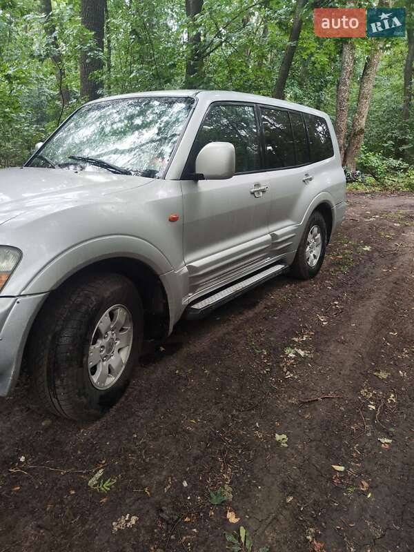 Позашляховик / Кросовер Mitsubishi Pajero Wagon 2003 в Харкові