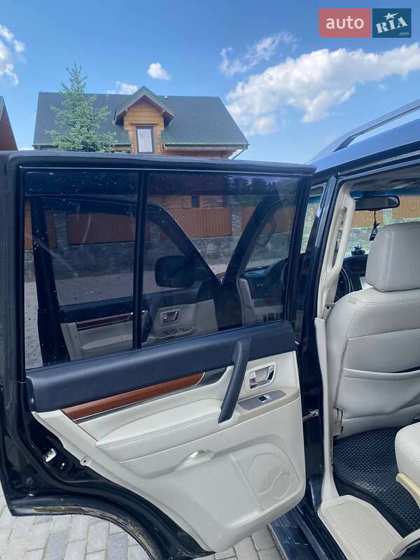 Внедорожник / Кроссовер Mitsubishi Pajero Wagon 2007 в Славском