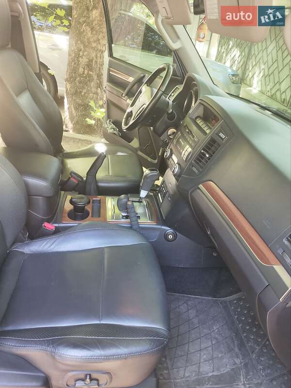 Позашляховик / Кросовер Mitsubishi Pajero Wagon 2012 в Миколаєві