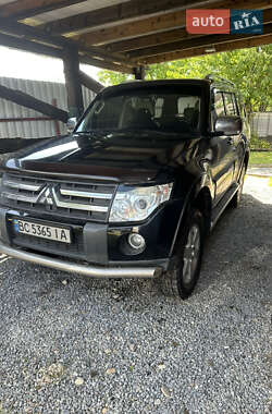 Внедорожник / Кроссовер Mitsubishi Pajero Wagon 2007 в 