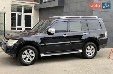 Внедорожник / Кроссовер Mitsubishi Pajero Wagon 2007 в 