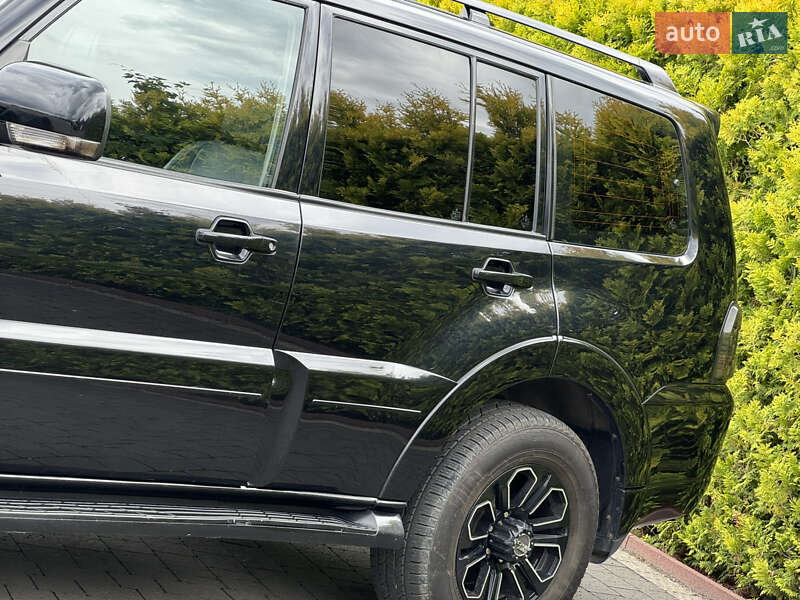 Внедорожник / Кроссовер Mitsubishi Pajero Wagon 2008 в Стрые