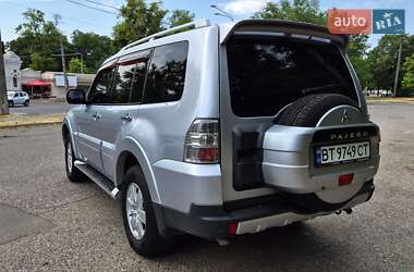 Внедорожник / Кроссовер Mitsubishi Pajero Wagon 2008 в 