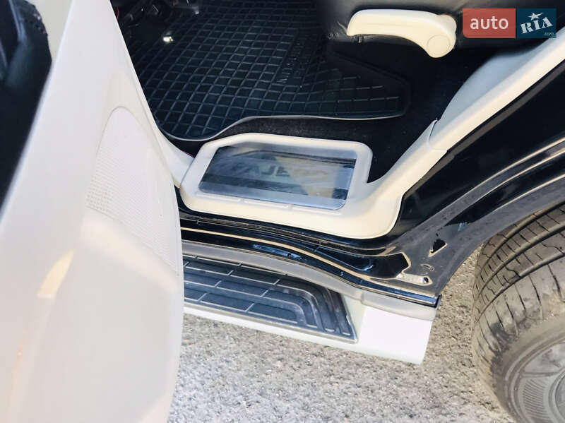 Внедорожник / Кроссовер Mitsubishi Pajero Wagon 2007 в Одессе