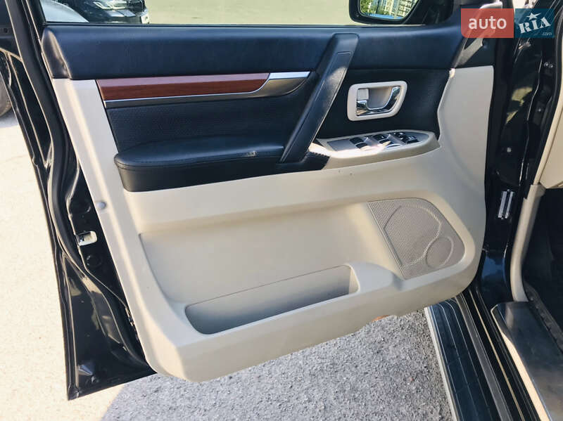 Внедорожник / Кроссовер Mitsubishi Pajero Wagon 2007 в Одессе