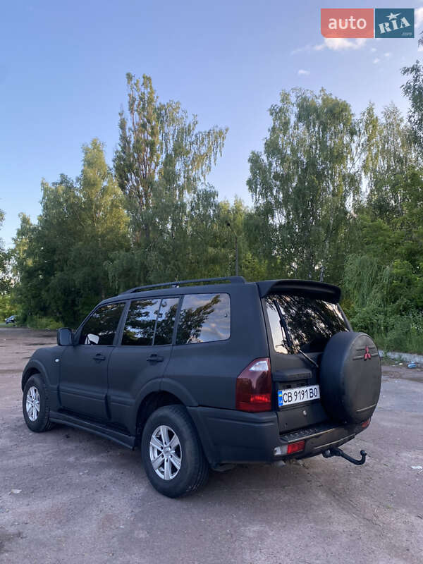 Позашляховик / Кросовер Mitsubishi Pajero Wagon 2004 в Ямпілю