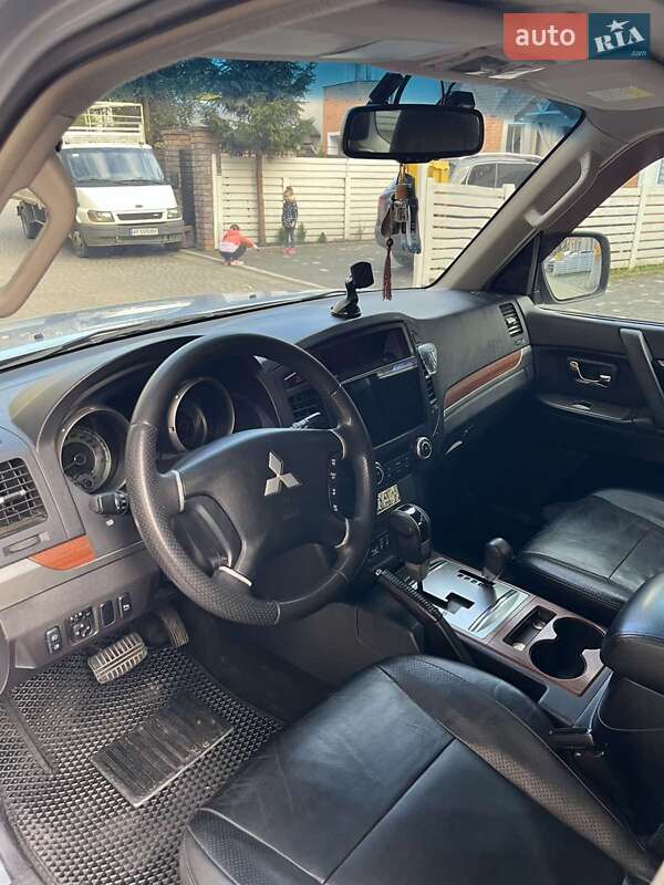Внедорожник / Кроссовер Mitsubishi Pajero Wagon 2008 в Коломые