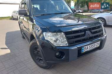 Позашляховик / Кросовер Mitsubishi Pajero Wagon 2007 в Києві