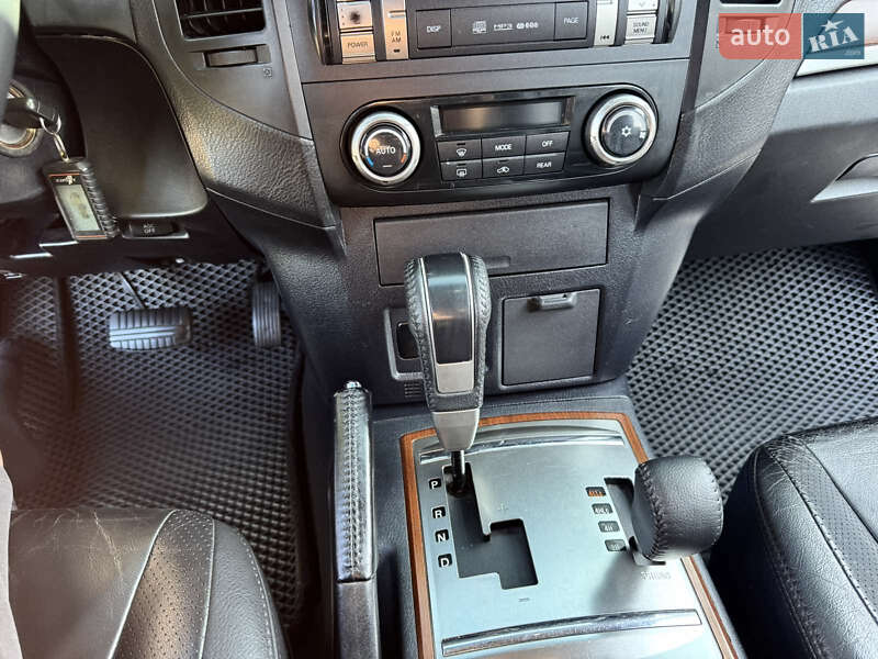Внедорожник / Кроссовер Mitsubishi Pajero Wagon 2007 в Черкассах