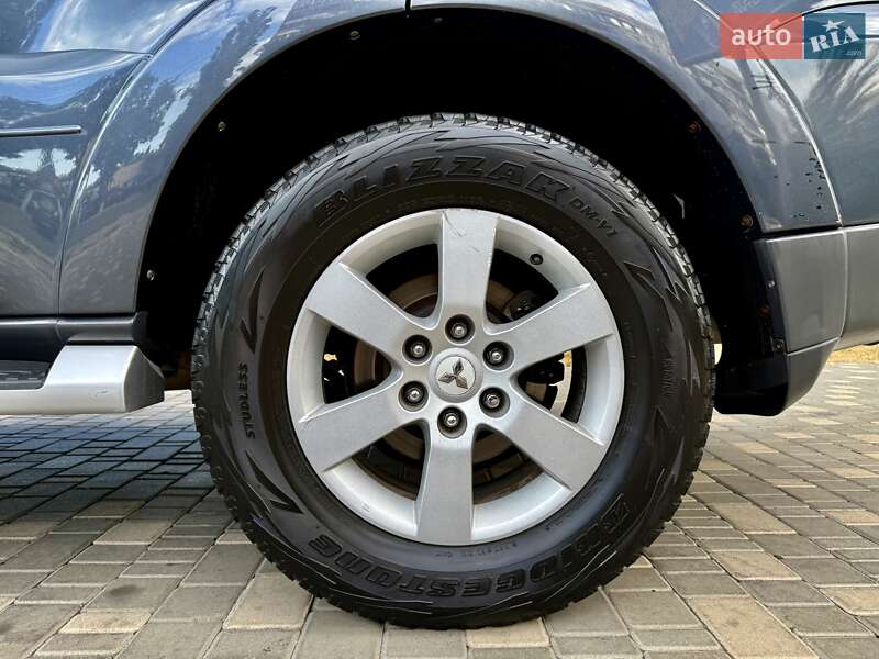Позашляховик / Кросовер Mitsubishi Pajero Wagon 2008 в Одесі