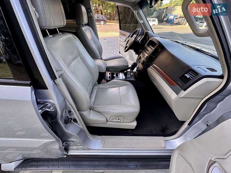 Внедорожник / Кроссовер Mitsubishi Pajero Wagon 2007 в Одессе