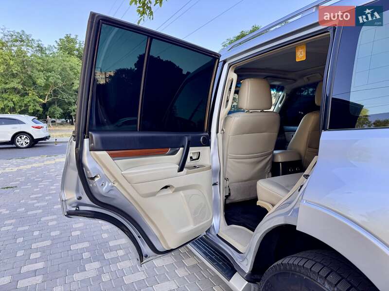 Внедорожник / Кроссовер Mitsubishi Pajero Wagon 2007 в Одессе