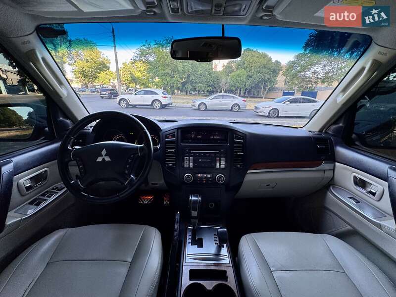 Внедорожник / Кроссовер Mitsubishi Pajero Wagon 2007 в Одессе