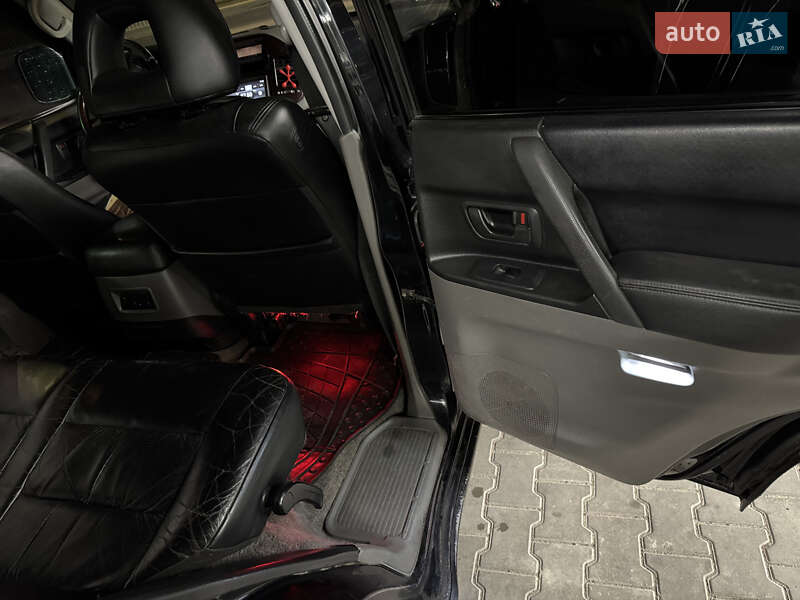 Внедорожник / Кроссовер Mitsubishi Pajero Wagon 2002 в Буче