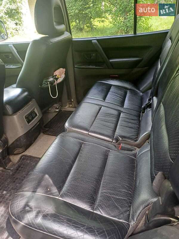 Внедорожник / Кроссовер Mitsubishi Pajero Wagon 2001 в Сумах