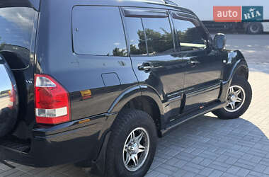 Внедорожник / Кроссовер Mitsubishi Pajero Wagon 2006 в 