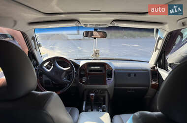 Внедорожник / Кроссовер Mitsubishi Pajero Wagon 2006 в 
