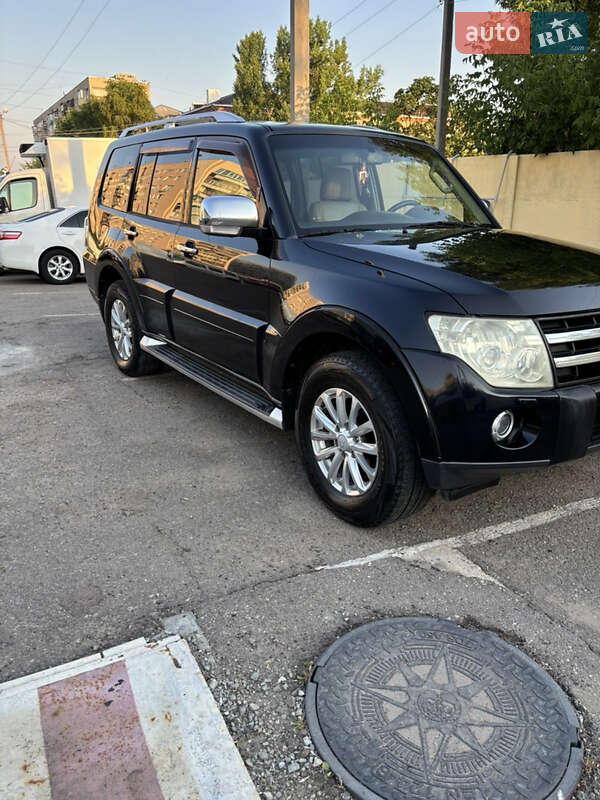 Внедорожник / Кроссовер Mitsubishi Pajero Wagon 2007 в Харькове