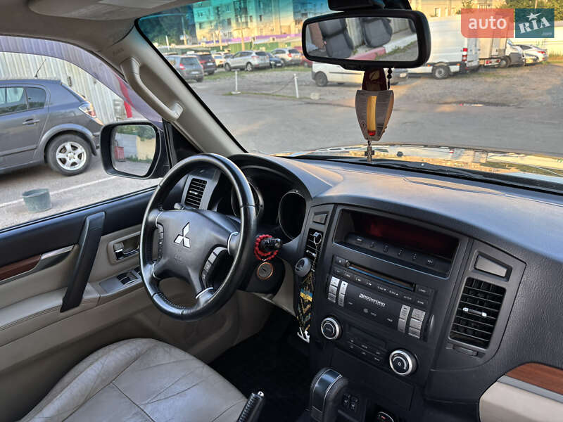 Внедорожник / Кроссовер Mitsubishi Pajero Wagon 2007 в Харькове