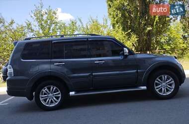 Позашляховик / Кросовер Mitsubishi Pajero Wagon 2012 в Харкові