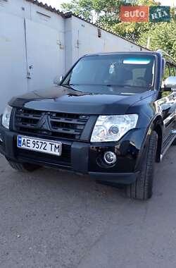 Внедорожник / Кроссовер Mitsubishi Pajero Wagon 2008 в 